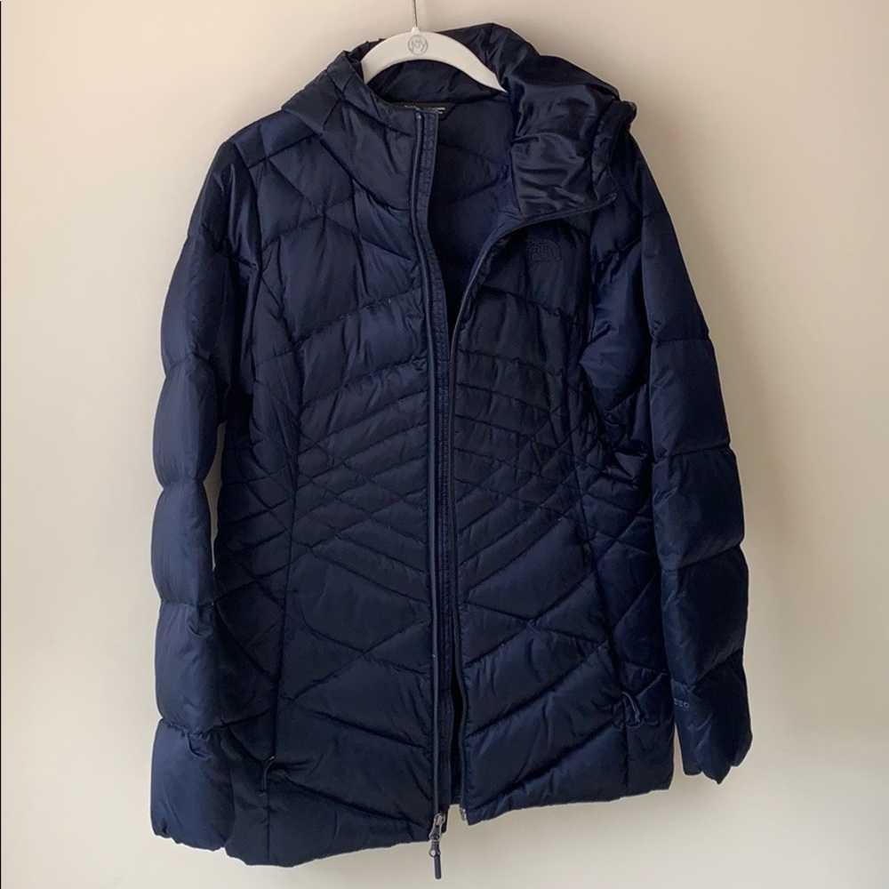 Size medium North face coat